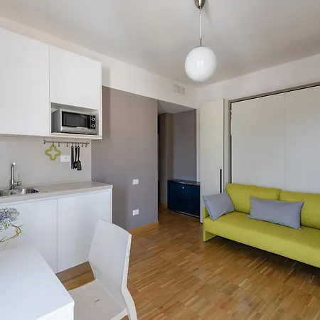 Vialeromadodici & Maison d'hôtes Lazise