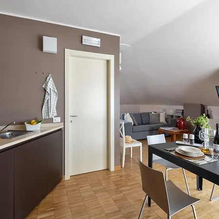 Vialeromadodici & Lazise