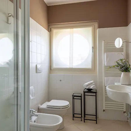 Vialeromadodici & 4* Lazise