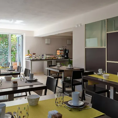 Pensjonat Vialeromadodici &